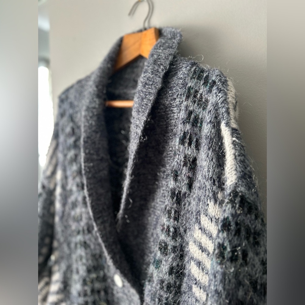 Vintage  oversized cardigan - Picture 7 of 16